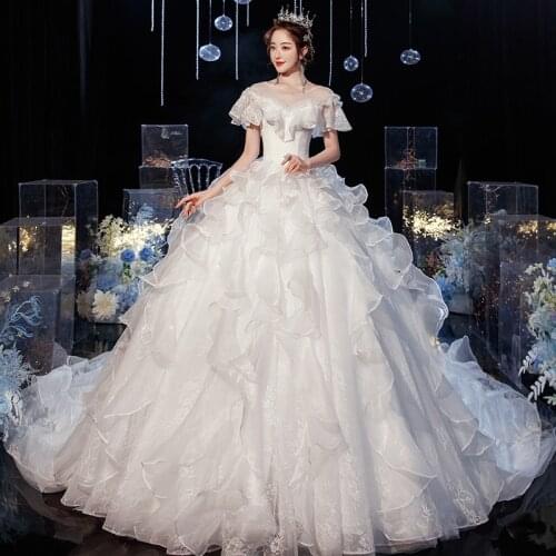 Luxury Short Sleeves Ball Gown Ruffles Wedding Dress Vestidos De Noiva O Neck New Cathedral Royal Train Dress Mariage