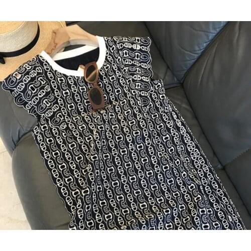 Women T-shirt 2019 Spring and Summer Hollow Carved Wild Round Neck Sleeveless T-shirt Womens Top +skirt
