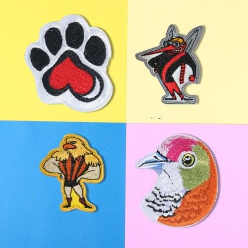2021 New Fine Colorful bird Eagle mouse Patches Black Animal Love bear print Appliques Iron On T-shirt Clothes Jeans Badges