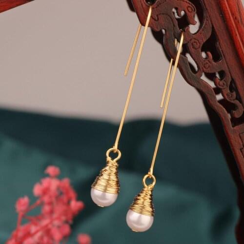 Vintage long classic pearl drop earrings spring and summer simple earrings womens fashion style jewelry new earrings