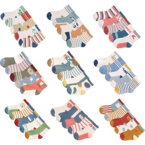 5 Pairs Autumn Winter Spring Childrens Cotton Socks Student Socks Floor Cartoon Animal Socks Boys and Girls Multi-color Sock