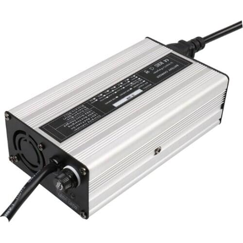 67.2V 5A lithium ion charger 60V 5A charger for fast charger 16S lithium battery 60V 110v / 220V 50-60Hz