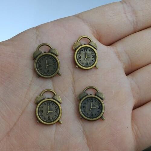 10 pieces / lot 13x17 Alloy alarm clock ornament Findings charm pendants Antiqued bronze Necklace Bracelet accessories