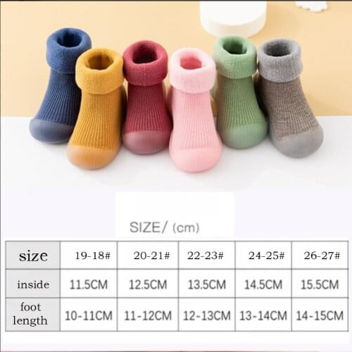 New baby walking shoes baby shoes Plush in winter soft sole thickened floor shoes and socks in autumn and winter