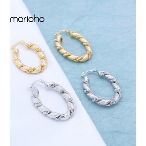 Women’s Vintage Oval Shape Gold Colors Twist Texture Hoop Earrings Metal Hollow Geometric Earrings Simple Party Jewelry