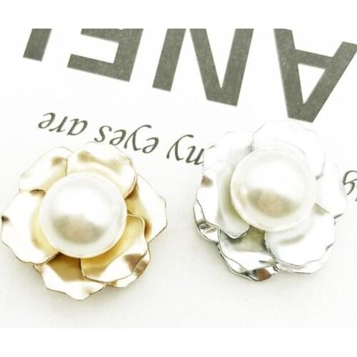 50pcs Camellia Flower Pearl Rhinestone strass Flatback Button Buckle Garment Ornament Hairpin Hair Clip Decor Sewing Accessories