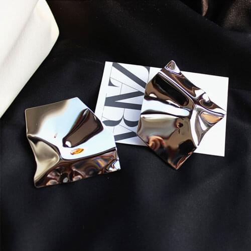 Vintage Fashion Gold Punk Big Earring for Women Geometry Metal Stud Earrings Statement Women Girls Night Club Gold Earrings