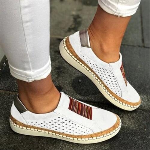 New womens round-toe thick-soled shallow mouth elastic band hollow breathable flat shoes outing walking shoes