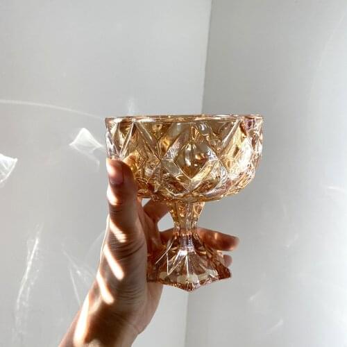 Inswind Crystal Glass Vintage Amber Embossed High Foot Cup Salad Fruit Dessert Cup Yogurt Ice Cream Cup water bottles