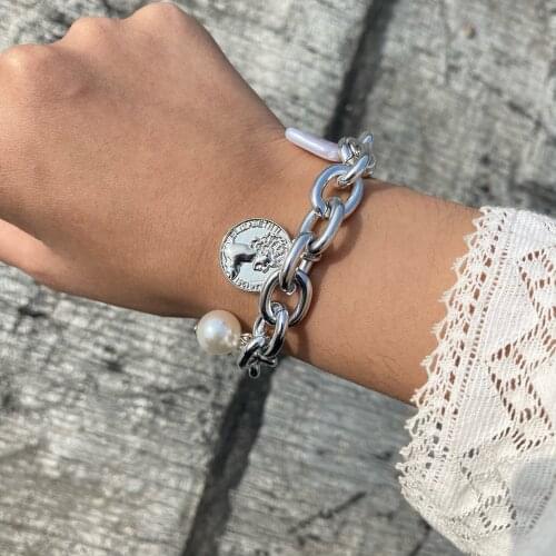 2021 retro fashion baroque pearl bracelet womens portrait coin simple charm couple imitation pearl bracelet jewelry gift