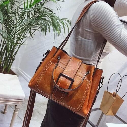 2020 New Womens Bag PU Leather Shoulder Bag Crossbody Retro Bucket Bag Wide Shoulder Bag Shoulder Bag Crossbody Bag Handbag