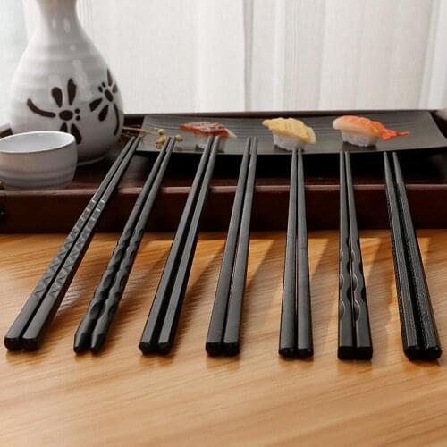 Practical 1 Pair Alloy Japanese chopsticks Sushi Food sticks Chopsticks Reusable Food Stick Kitchen Home Gift Tableware