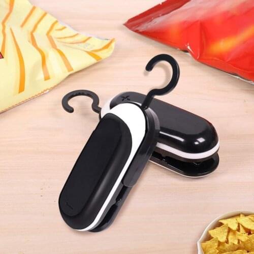 Kitchen Accessories Tools Mini Portable Food Clip Heat Sealing Machine Sealer Home Snack Bag Sealer Kitchen Utensils Gadget Item