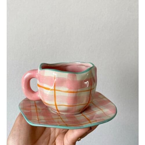 Ins Style Mug Retro Girl Heart Hand Pinch Coffee Cup And Saucer Afternoon Tea Ceramic Breakfast Milk Juice Cups For Lovers