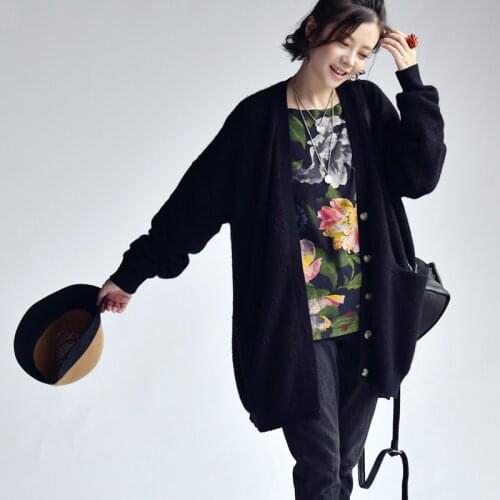 MICOCO W2167C Literary style A loose, long-sleeved, V-neck cardigan for a ladys coat