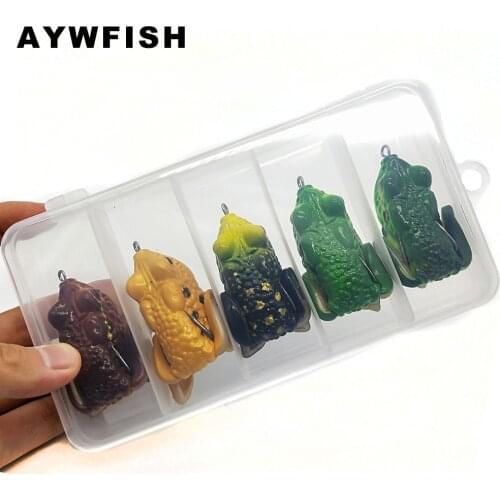 AYWFISH Set Lure 5PCS A LOT 55mm 16g Wholesale Price Silicone Topwater Lifelike Frog Tackle Free Plastic Box Soft Fishing Bait