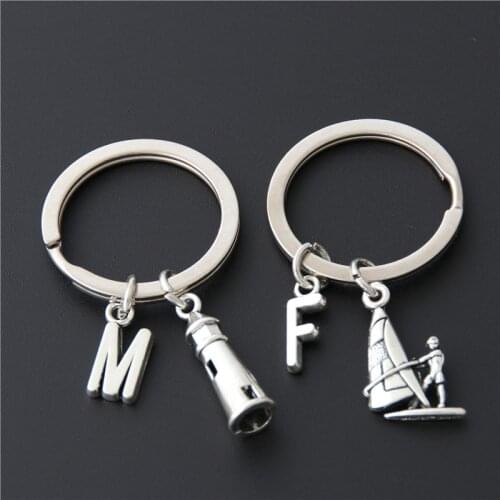 2Pcs/Set Couple Lighthouse Navigator Keychain Wedding Souvenirs Key Holder Family Gifts for Guest Party Festive Keyring E2246