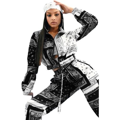 Sexy Lady Bandana Print Two Piece Set Causal Paisley Print Long Sleeve Zippers Short Jacket Tops Jogger Pants Outfit Street