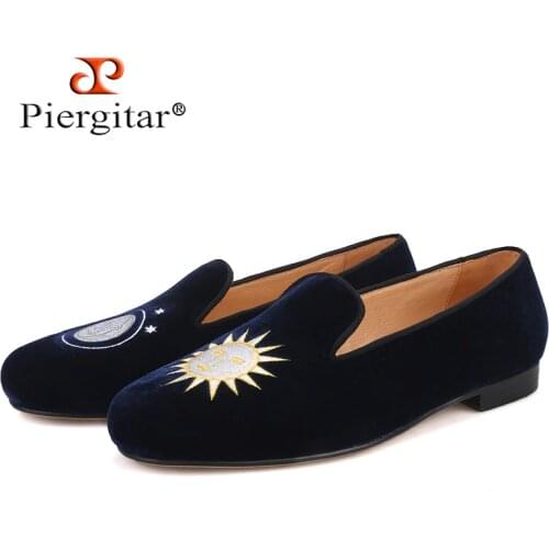 Piergitar 2019 New Handmade Men smoking slippers with Sun embroidery Fashion party and prom mens classic loafers leather insole