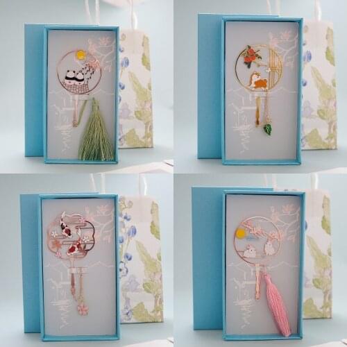 1pcs Creative Chinese Style Cat Fish Pattern Tassel Metal Pendant Bookmark Cosplay Accessories Decor Boy Girl Graduation Gift