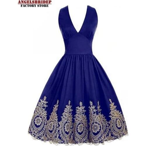 New Arrival Deep V-Neck Homecoming Dresses 2021 Vestidos De Festa Fashion Gold Appliques Satin Graduation Formal Party Gowns