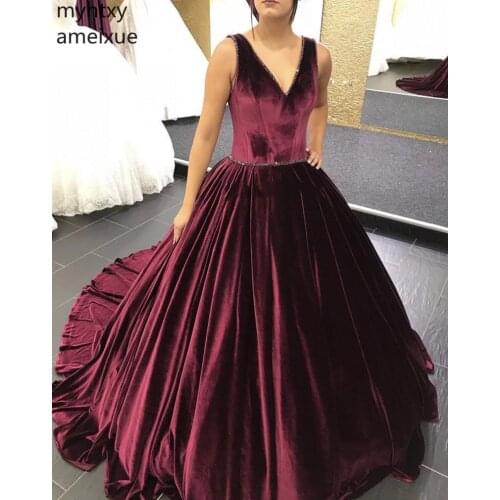 2020 Sexy Long Sleeve Court Plus Size Red Gown Evening Dress Gown Court Train Train Burgundy Lace Applique Velvet Robe De Soiree