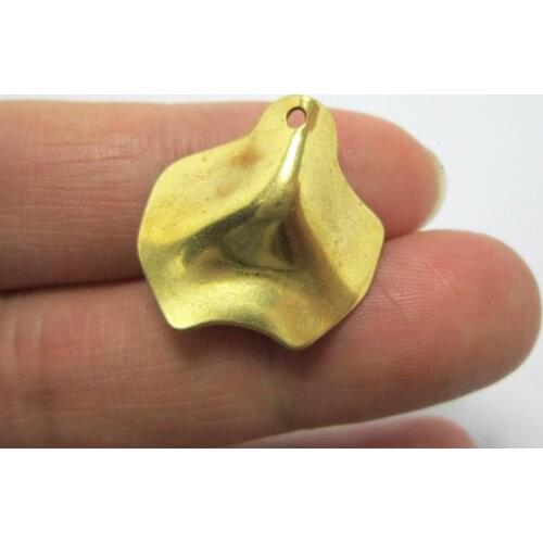 Brass earrings charms with bail 21x20mm Irregular Wavy Raw brass earrings pendant findings 10pcs R912