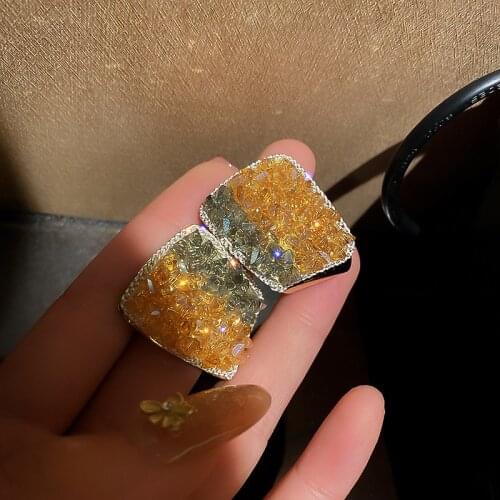 New geometric half circle yellow-green gradient crystal fashion net red niche design earrings