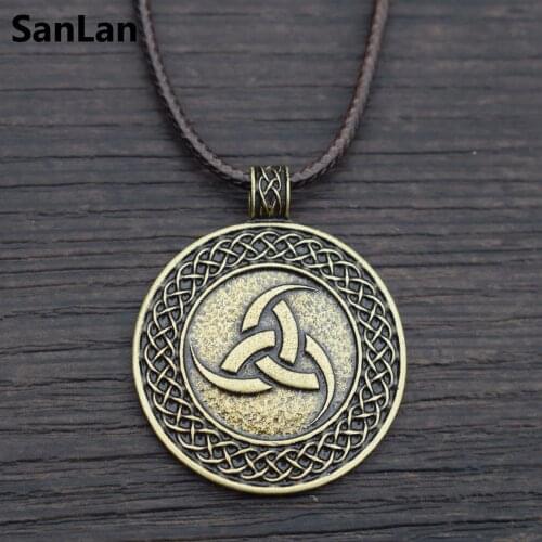 SanLan Triple Horn of Odin Viking Pendant Odins Horn Pendant Horned Triskele Viking Necklace Scandinavian Norse Viking Jewelry