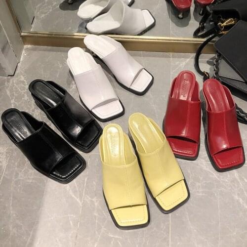 2020 nian Single-strap Slipper Womens Summer Outer Wear New Style Thin Heeled Soft Leather Square Head High-Heel Lazy Slipper