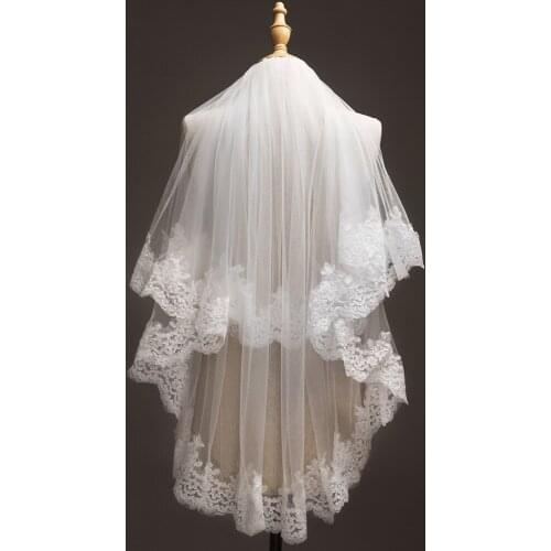 Wedding Veil With Comb Short Lace Appliqued Edge Tulle Bridal Veil Two Layer Elbow Length Veil Weeding Accessoire velo de novia