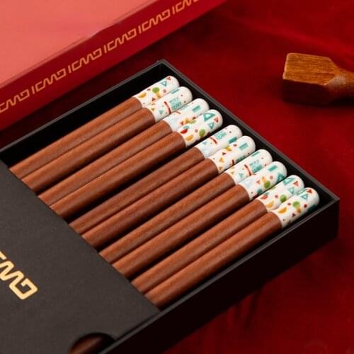 1 Pair Chinese Wooden Chopsticks Cute Ceramic Flstware Japanese Reusable High Quality Sushi Sticks Kitchen Dining Chopsticks Set