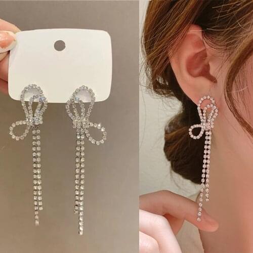 Temperament Shinny Rhinestone Bow Clip Earrings No Hole Fashion Banknote Long Tassel Clip Earrings Without Piercing for Women