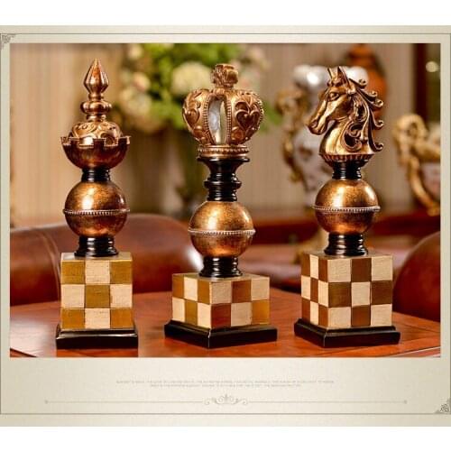3 Pics American Country Vintage Style Ornaments Resin Craft Chess Decoration Great Gift for Elder