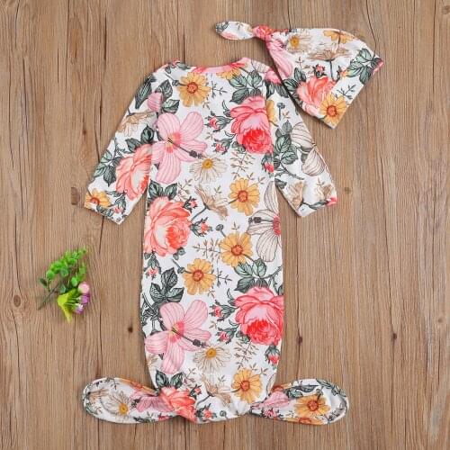 Baby Swaddling Clothes, Sleeping Bag, Home Outdoor Wrapped Cotton Floral Long Sleeve Infants Wear with Hat