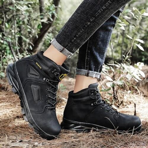 Casual sports leisure fashion flat sneaker shoe Mens 2020 sneakers shoes sale mens loafers mens slip casual black on leather