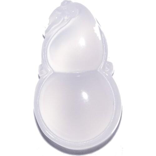 Natural Chinese Agate White Chalcedony Gourd Jade Pendant Necklace Fashion Charm Hand Carving Jewelry for Men Women Amulet Gifts