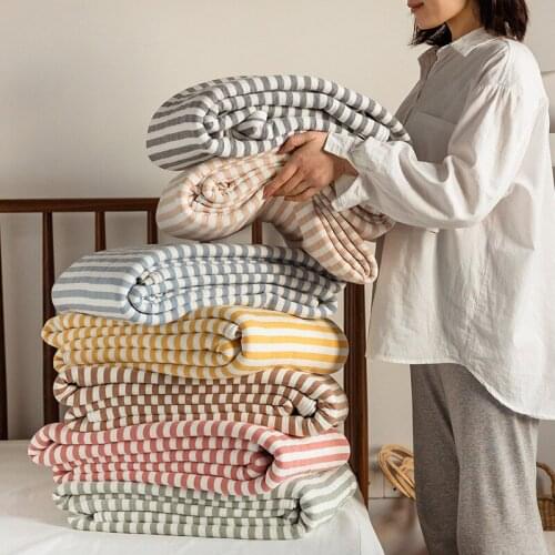 Striped Thin Knitted Cotton Summer Quilt Blankets Soft Comforter Patchwork Quilted Bed Cover Bedspread for Adults Kids Colcha