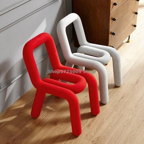 Bold Chair Chair Creative Net Red Makeup Stool Personality Casual Shaped Chair Clothing Store Designer Dining Chair