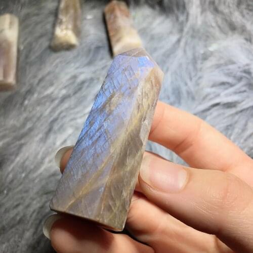 Moon stone tower 2216