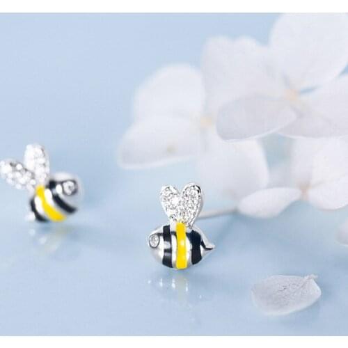 MloveAcc Minimalist Black Yellow Enamel Bee Stud Earrings 925 Sterling Silver Fashion Jewelry for Women Birthday Party Accessory