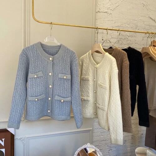 Autumn Winter Sweet Little Fragrant Wind Twist Blue-black Long-sleeved Pearl Buckle Bottoming Cardigan Knitted Jacket Women