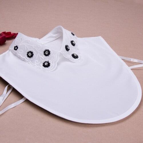 Women Flower Embroidery False Collar Handmade White Decorative Necklace Lapel Detachable Collar Neckwear Accessories