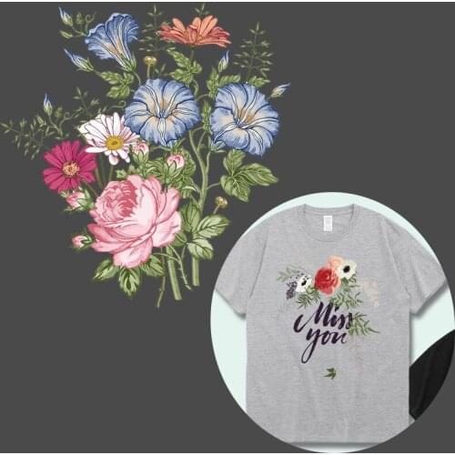 Beautiful Daisy Flower Iron On Heat Transfer DIY Women T-shirt Clothing Patches Washable Accessory Sticker On Clothes Decor