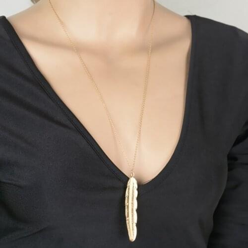 New Hot Sale Women Fashion Metal Feather Multilayer Tassel Necklace Simple Jewelry Wholesale