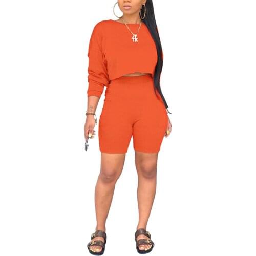 2 Pcs Women Short Solid Color Outfits Long Sleeve Round Neck T-shirt Side Pocket Shorts Casual Style Clothes Set