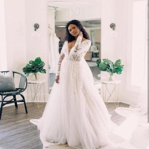 Plus Size Lace Wedding Dresses A Line V-Neck Long Sleeves Bridal Gowns White African Bridal Gown Robe De Mariee Cheap Marriage