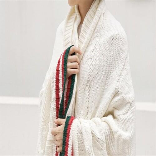 Brief Towel Blanket Knitted Wool Thread Blanket Absorb Sweat Breathe Tippet Outdoor Travel Throw Cobertor