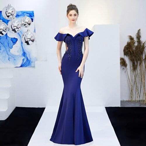 2021 See-through Appliques Beaded Long Bridesmaid Dress Elegant Wedding Party Dress