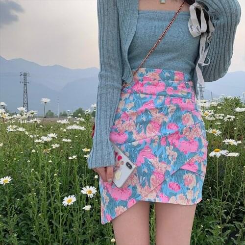 CX 2021 New Summer Women Fold Irregular Package Hip Skirt Cozy Show Thin High Waist Broken Flower Skirt Trend Fashion Skirts